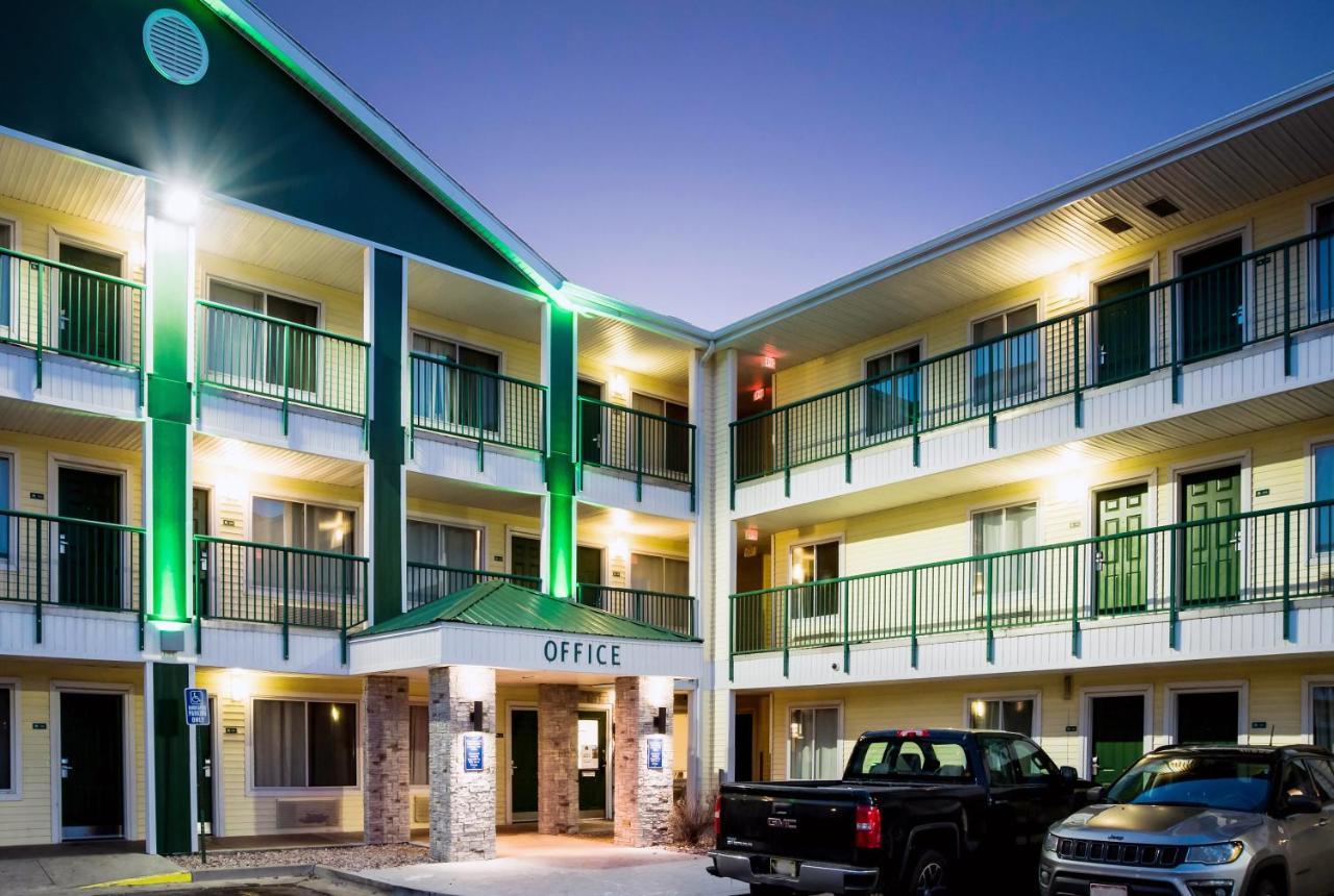 Hometowne Studios By Red Roof Colorado Springs - Airport מראה חיצוני תמונה