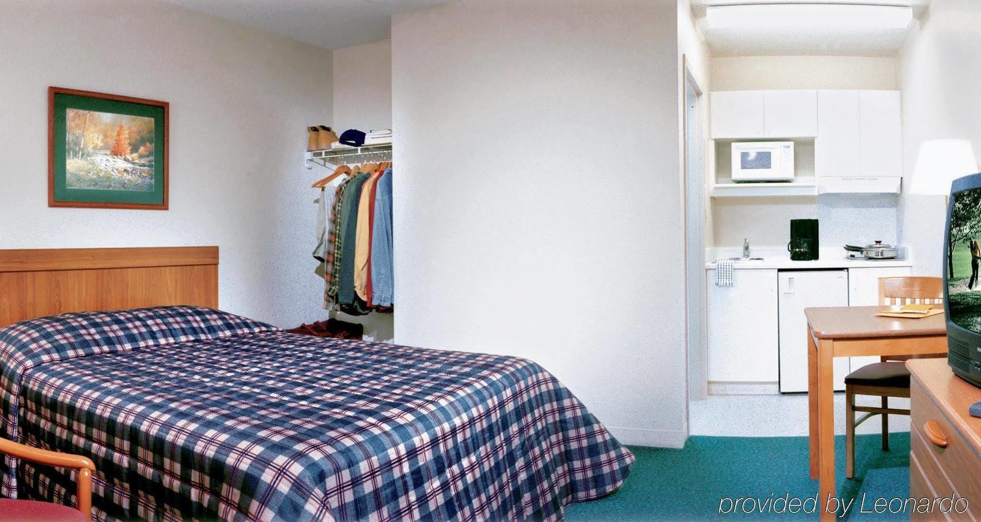 Hometowne Studios By Red Roof Colorado Springs - Airport חדר תמונה